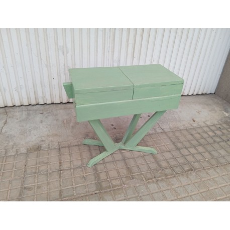 Costurero Verde