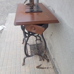 Maquina coser HOWE MOL