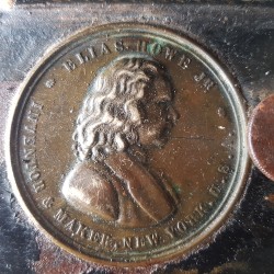 Maquina coser HOWE MOL