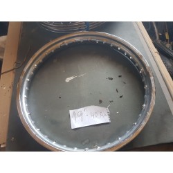 Llanta 19" 40 radios