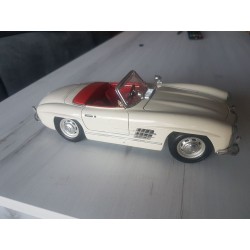 Coche juguete MERCEDES 300SL
