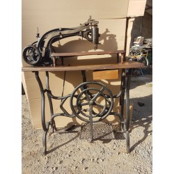 Maquina Coser Antigua