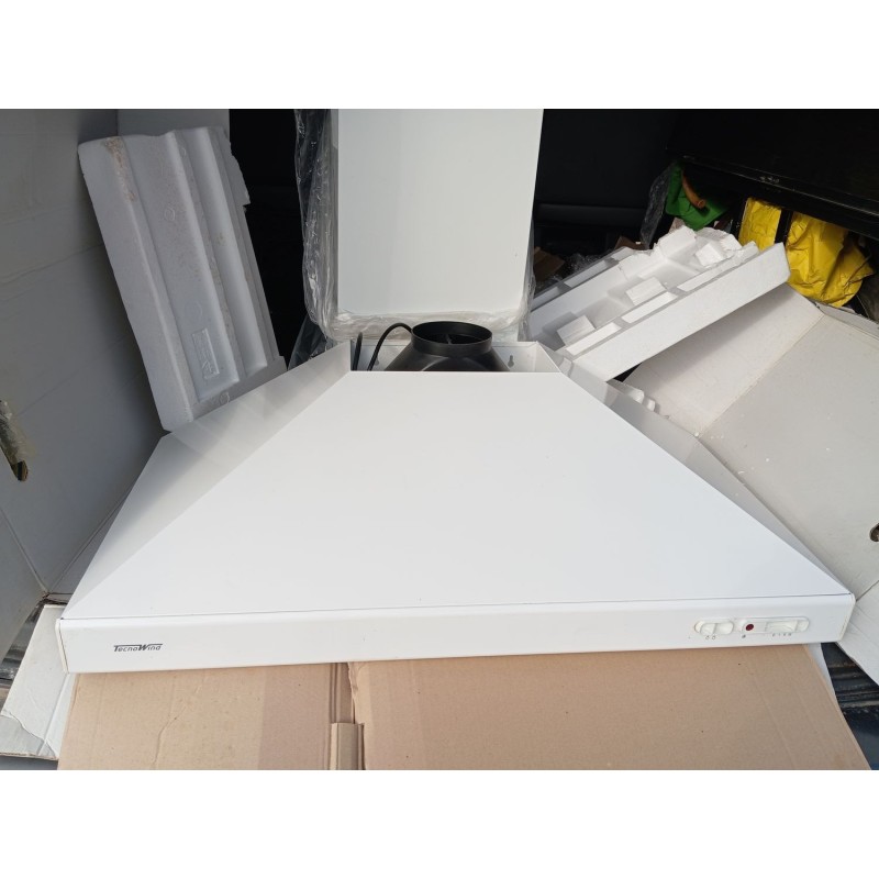 Campana extractora cocina blanca