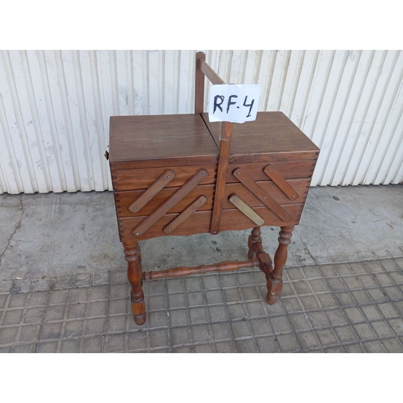 Costurero de madera RF:4